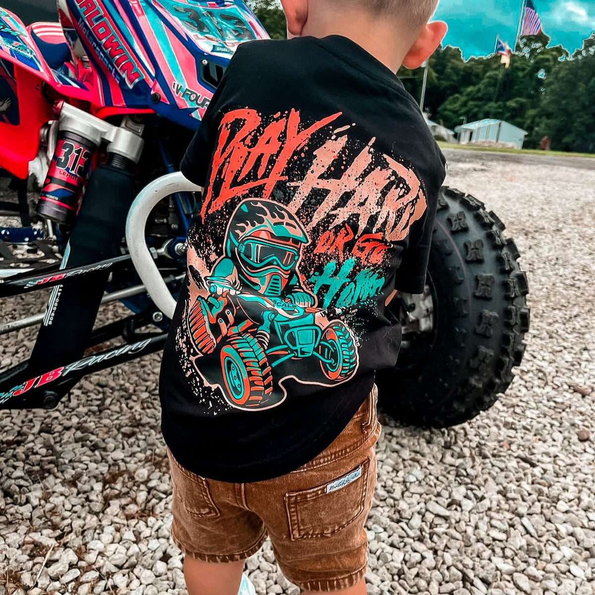 T-shirt Rad Rascals Youth "Joue à fond ou rentre chez toi"