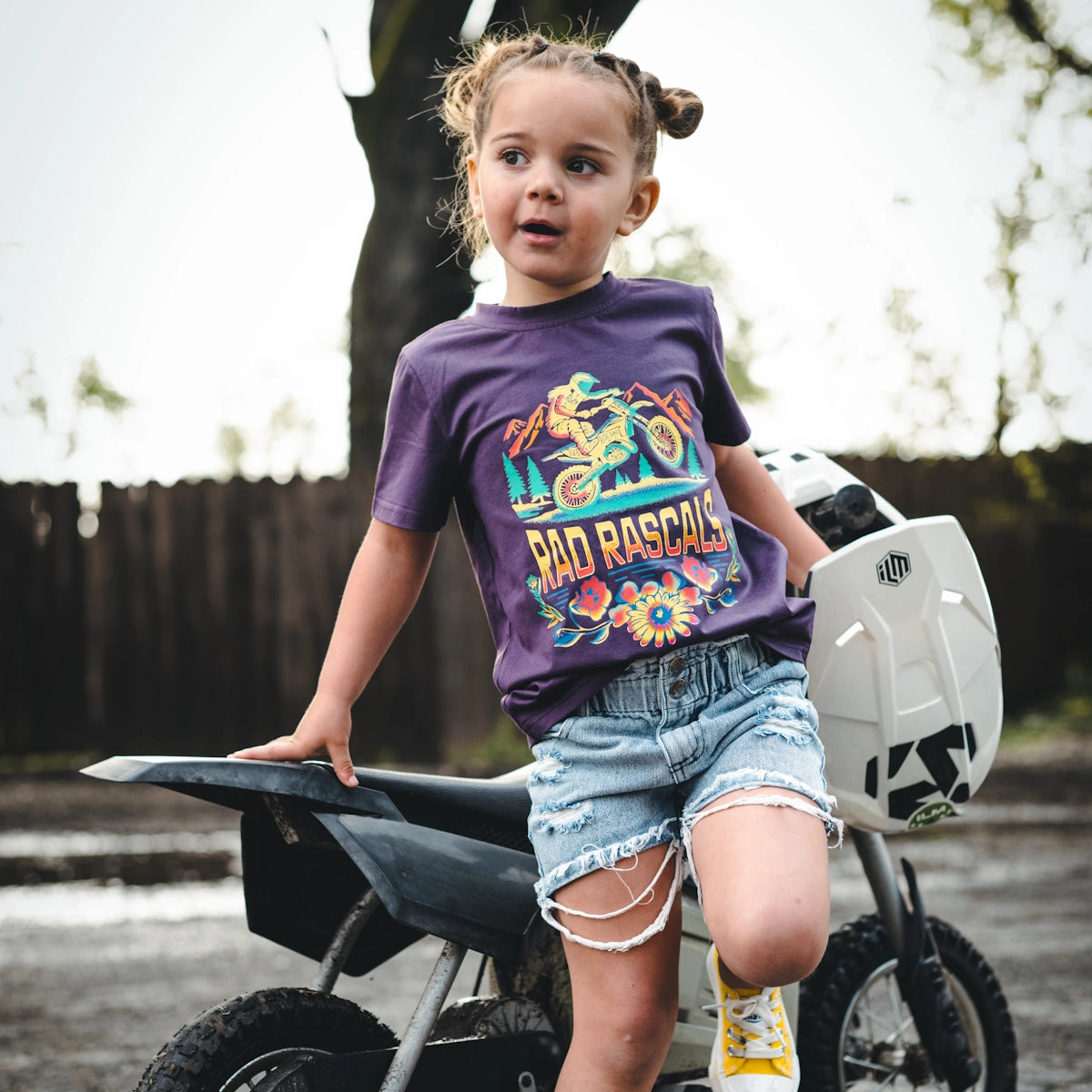 T-shirt Rad Rascals Youth Rad Chicks Ride Bikes