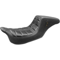 Siège carré monobloc Mustang